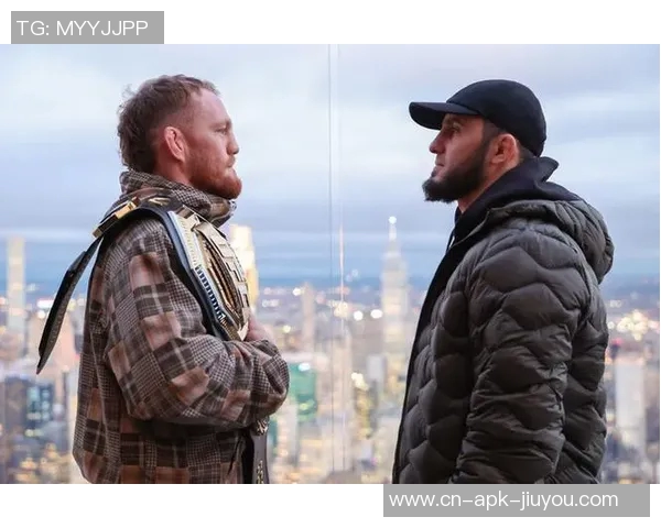 UFC小鹰对决强敌展现绝技期待精彩赛事盛况